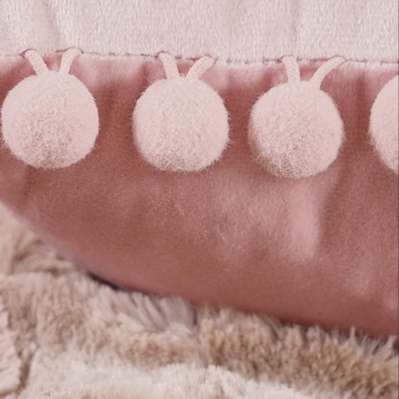 Set of 2 Petal Pink Soft Velvety Velour Pom Pom Blush Pillow Covers Pillows New - Picture 7 of 10